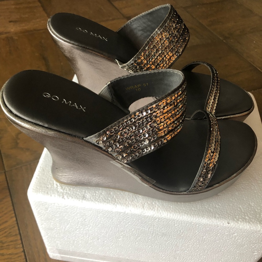 Slides- Silver Gray NEW - Picture 2 of 4